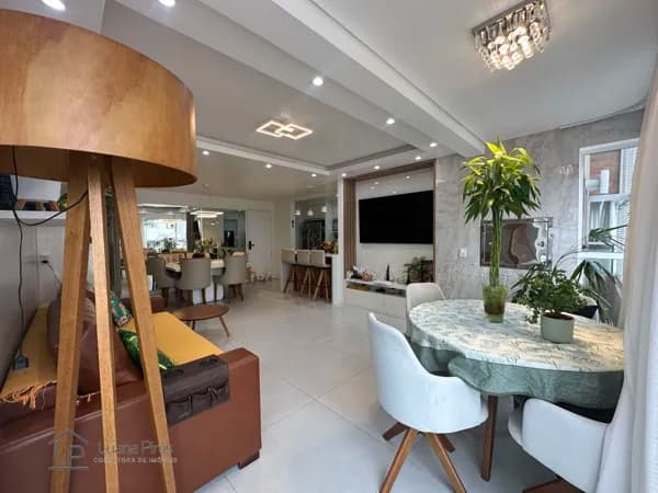 Apartamento em Kobrasol, São José/SC