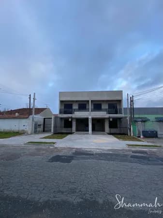Sobrado em Curitiba - Alto Boqueirão