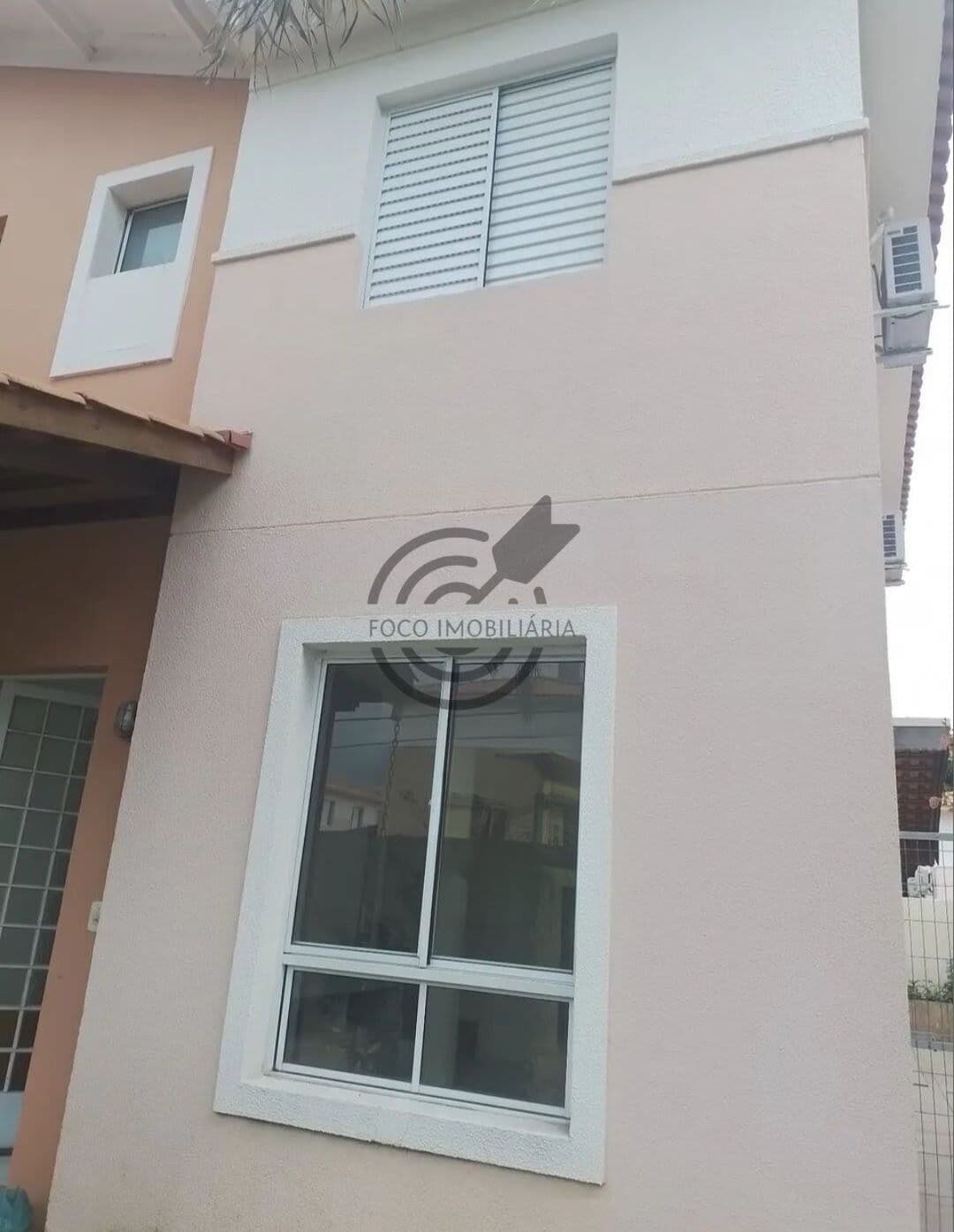 Casa com 3 quartos no condomínio Villa Flora