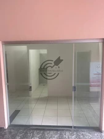 Sala comercial na Avenida Itavuvu