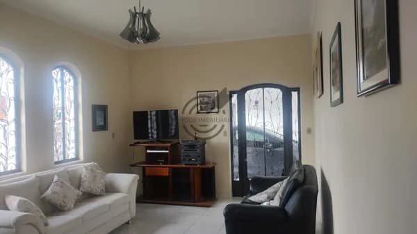 Casa 3 dormitórios mais edícula para alugar dentro da cidade Excelente Casa Térrea para Locação – Votorantim/SP