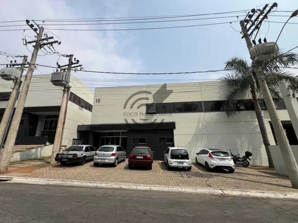 OPORTUNIDADE GALPÃO INDUSTRIAL DENTRO DE CONDOMÍNIO VENDA PARCELADA .