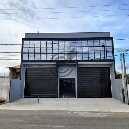 Salão comercial no Jardim Tropiccal