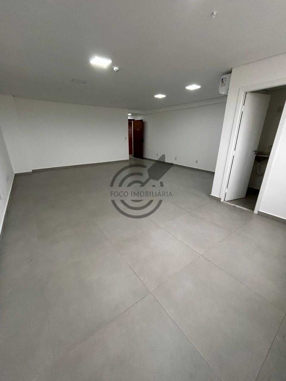 Sala comercial Em edifício Dubai 3.400 já com condomínio e IPTU,Campolim Sorocaba