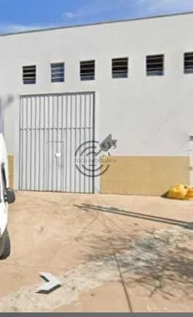 Aluga-se Galpão ou Salão Comercial na cidade de Sorocaba.
