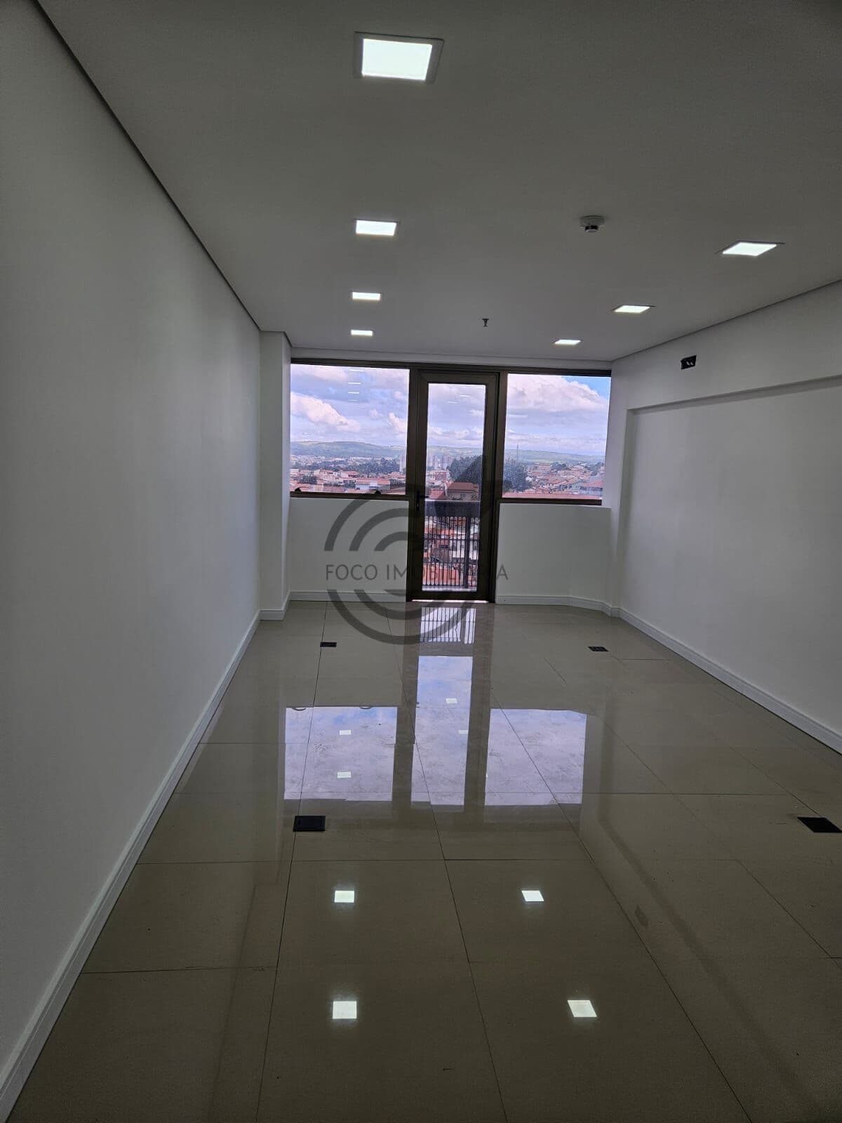 Sala Comercial em Parque Bela Vista, Votorantim/SP