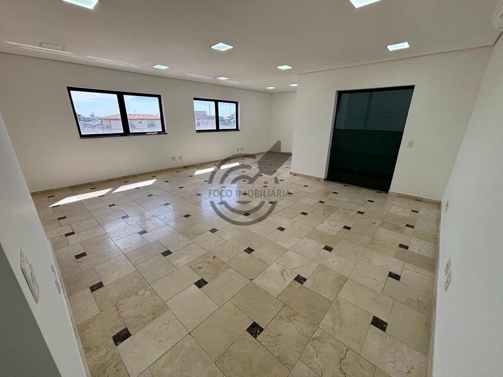 Sala comercial no edifício Orion em Sorocaba