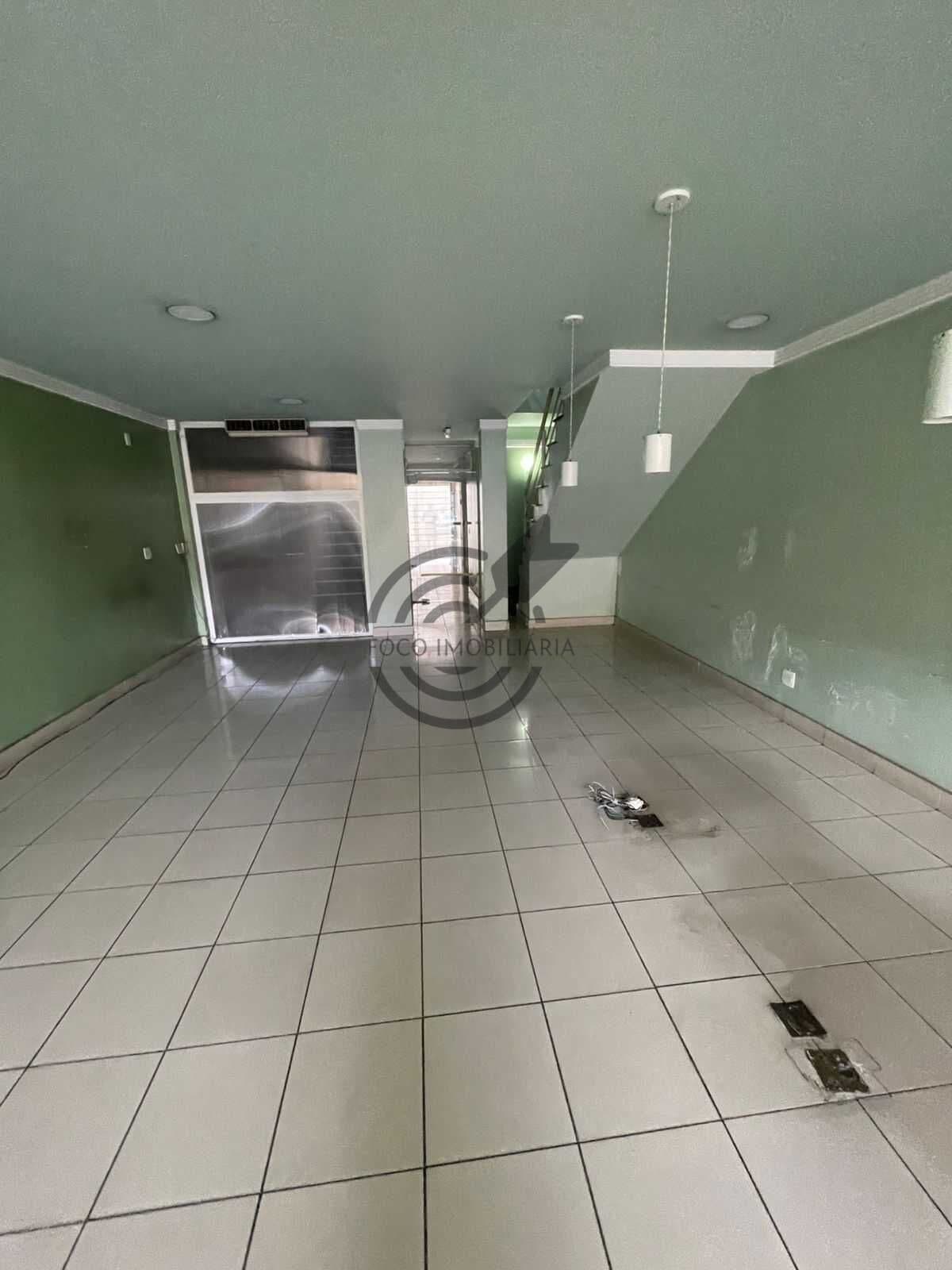 ALUGA-SE Salão comercial+galpão 1000M² para estoque 3 pisos, apenas 10.000 mensais .