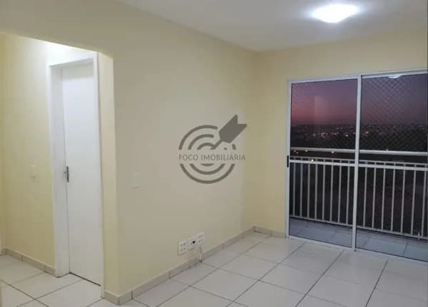 Apartamento no Condomínio Varanda Ville