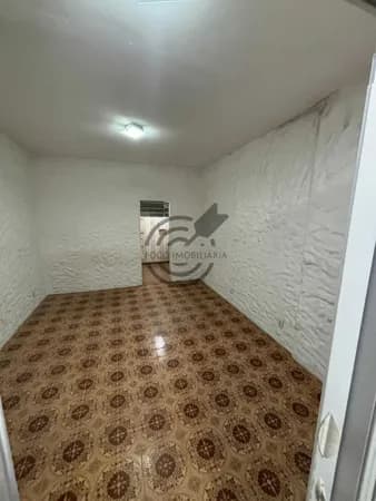 Aluga-se Casa Padrão piso superior, Trujillo Sorocaba.