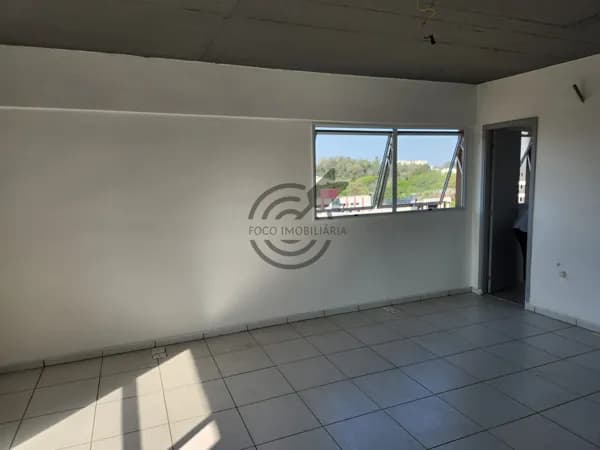 VENDE-SE ABAIXO DO PRÇO Sala comercial no Buena Vista Premium Office