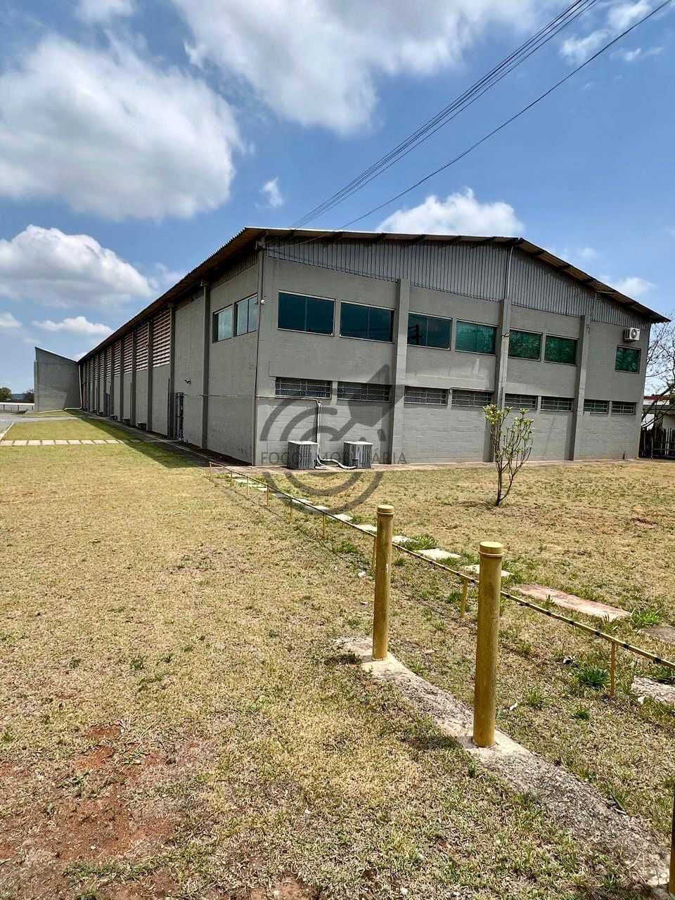 Aluga-se Galpão Industrial com 3.400m2 km 117 Rodovia Raposo Tavares