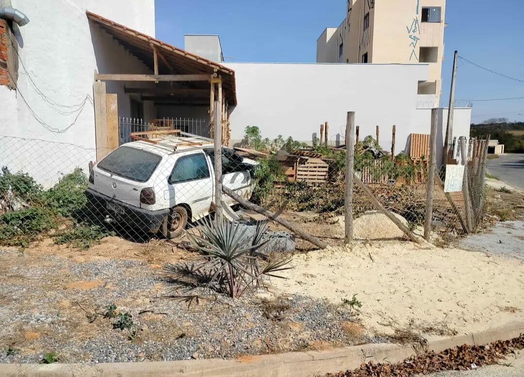 Terreno de esquina em Loteamento aberto, jardim Santa Marta Sorocaba