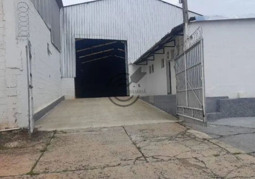 AOPORTUNIDADE IMPERDÍVEL GALPÃO 550M2 NA RAPOSO TAVARES!