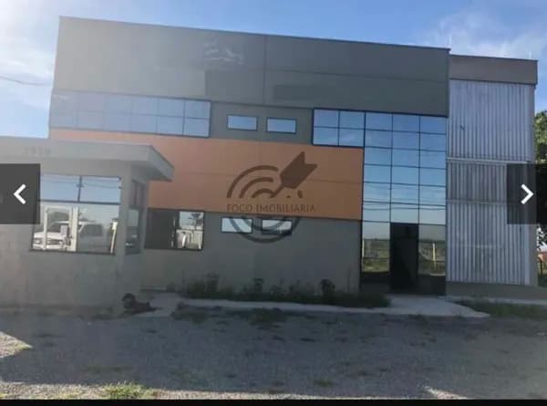 ALUGA-SE GALPÃO 1.200M DE ÁREA FABRIL 5 MINUTOS DO KM 78 RODOVIA CASTELO BRANCO