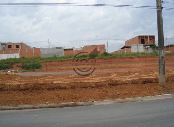 Oportunidade Terreno industrial ou comercial financiado na zona industrial de Sorocaba.