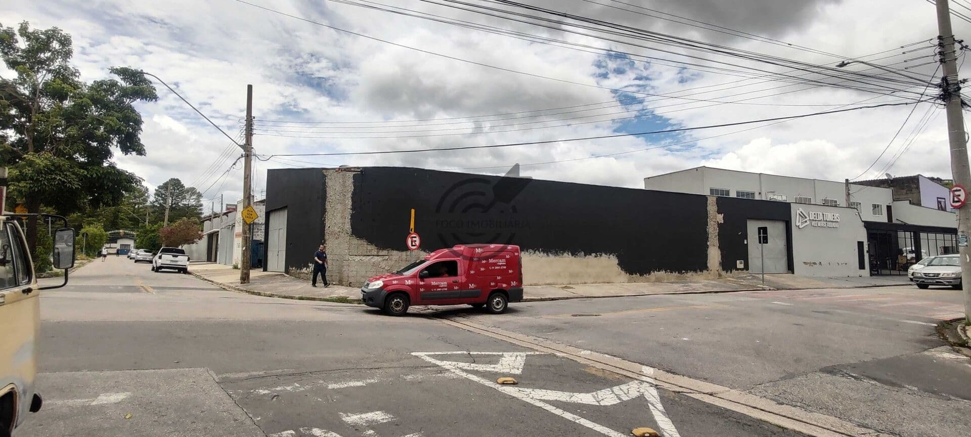 Salão comercial esquina próx a UPH da zona leste de Sorocaba
