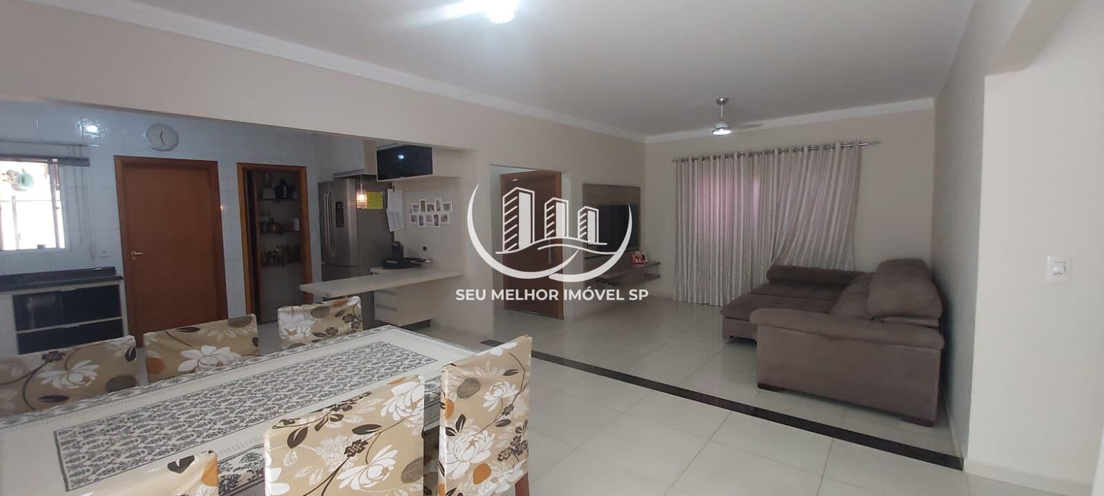 Casa em Cascata, Paulínia/SP