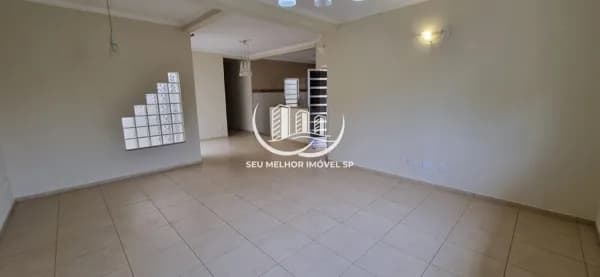 Casa em Cascata, Paulínia/SP