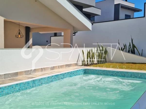 Encante-se com essa casa térrea no Ibi Aram II em Itupeva: Charme, conforto e espaço para sua família