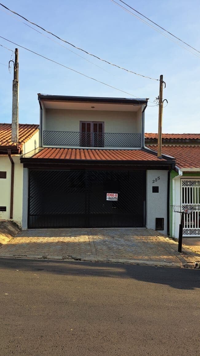 Oportunidade! Casa Sobrado á uma quadra do parque ecológico em Indaiatuba