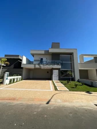 Casa Alto Padrão no condomínio Dona Maria José