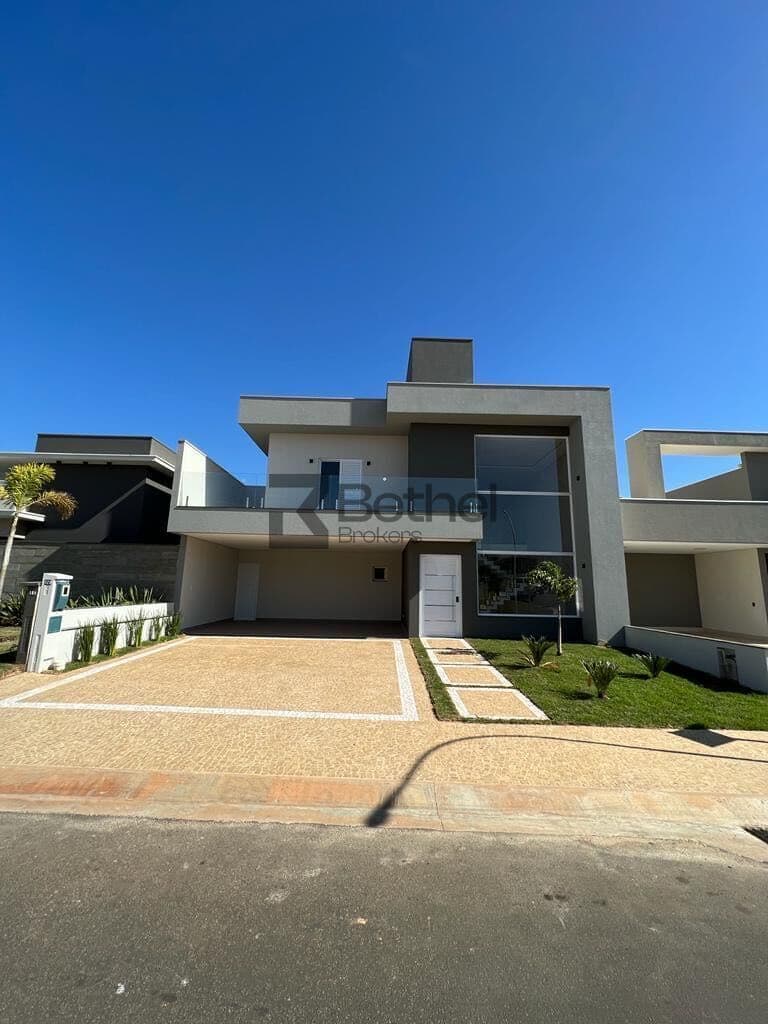 Casa Alto Padrão no condomínio Dona Maria José