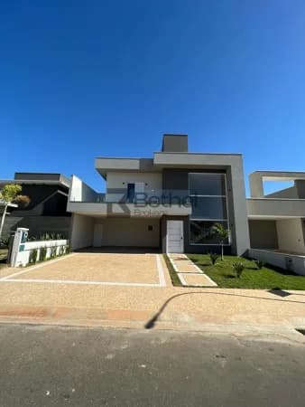 Casa Alto Padrão Condomínio Dona Maria José