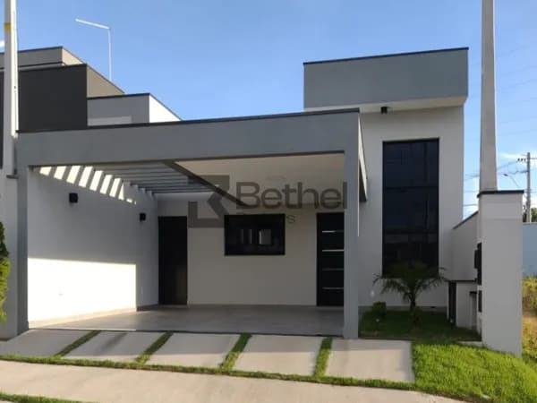 Casa Térrea em Condomínio