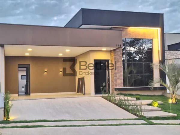 Casa de alto padrão Condomínio Residencial Evidências