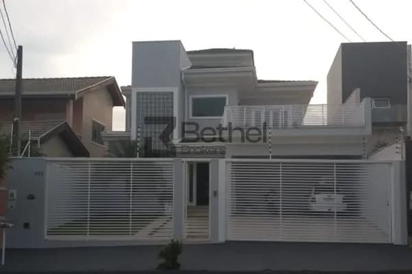 Belíssimo Sobrado em Indaiatuba
