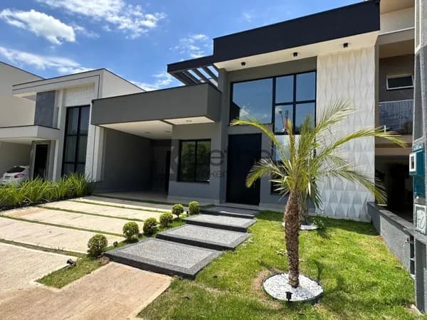 Belíssima casa disponível para venda, localizada no Condomínio Mantova Indaiatuba, SP.