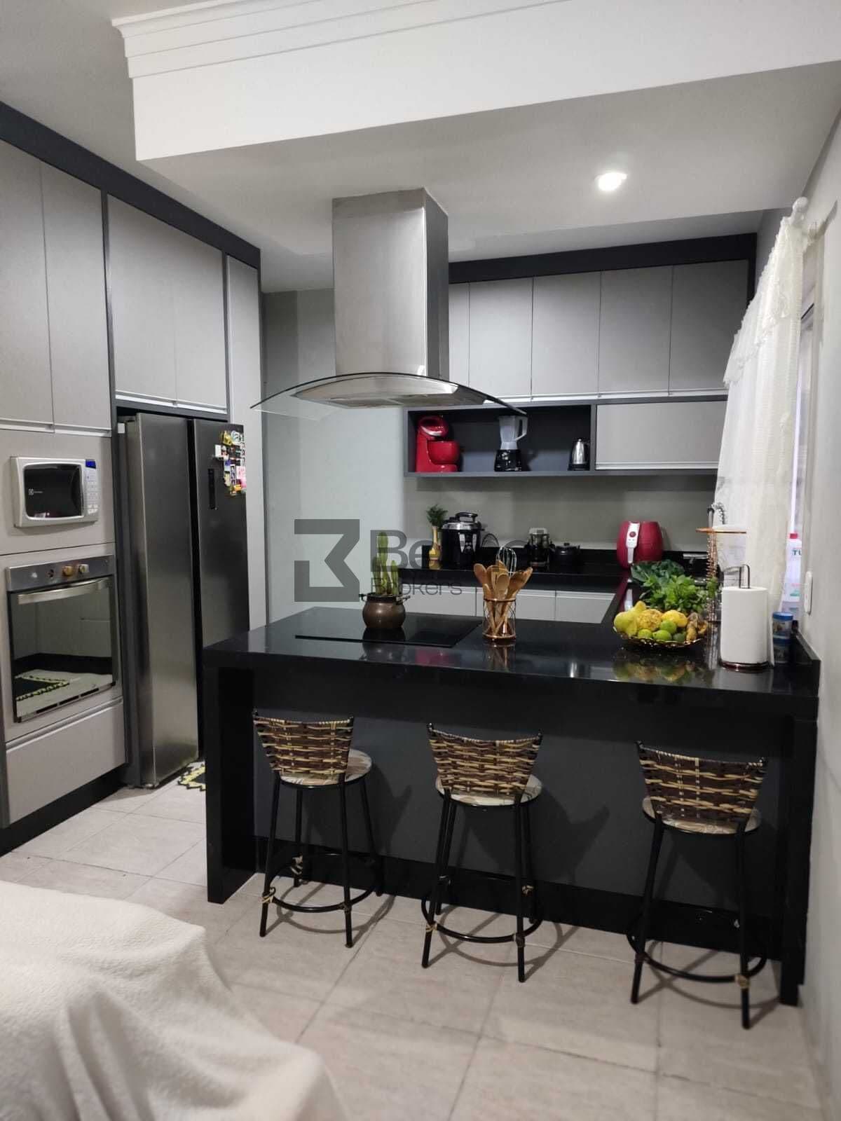 "Espaçoso Sobrado no Jardim Paulista, Indaiatuba: Ideal para Morar e Investir!