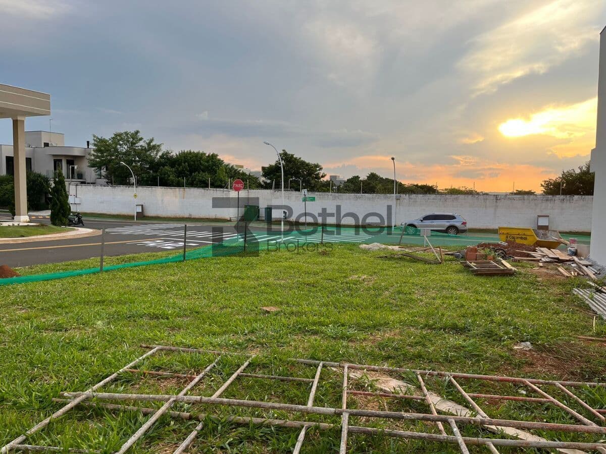 Lote/Terreno em Indaiatuba - Jardim Residencial Dona Lucilla