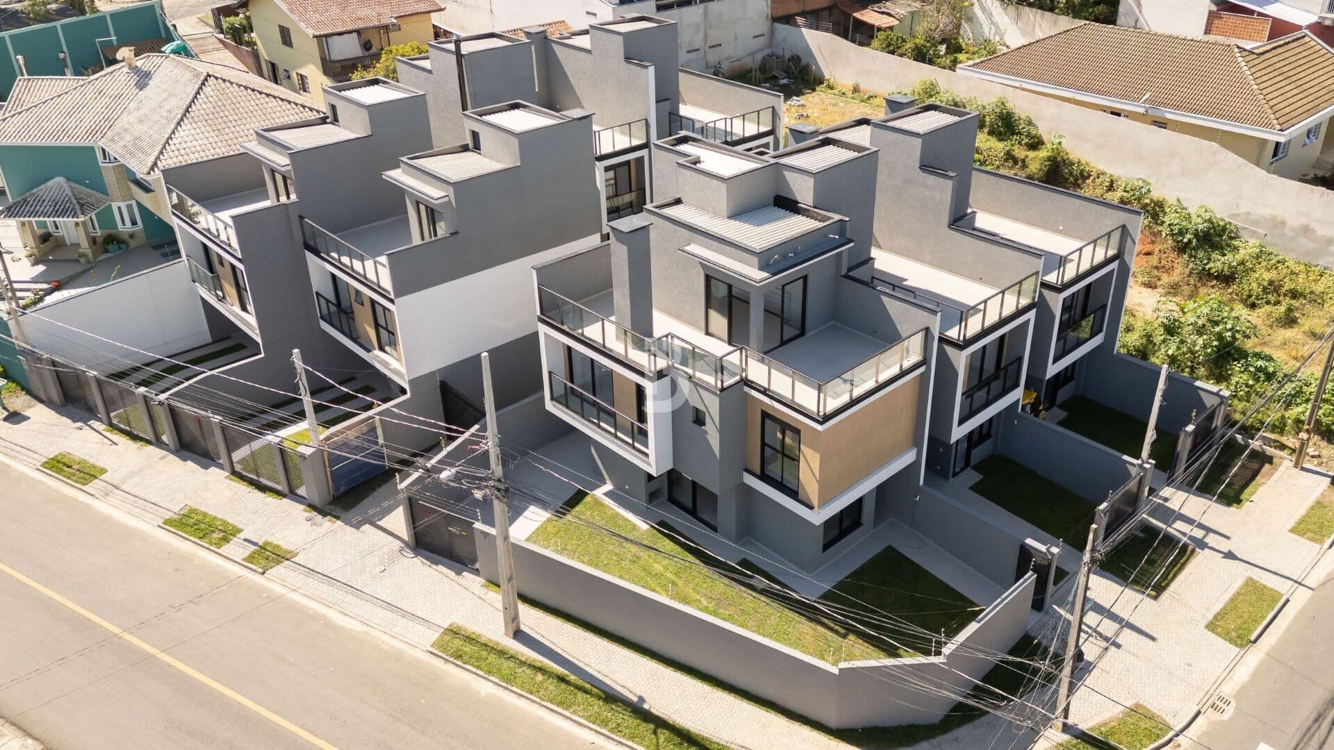 Sobrados Triplex no Pilarzinho a Venda - PILAR TOWNHOUSES