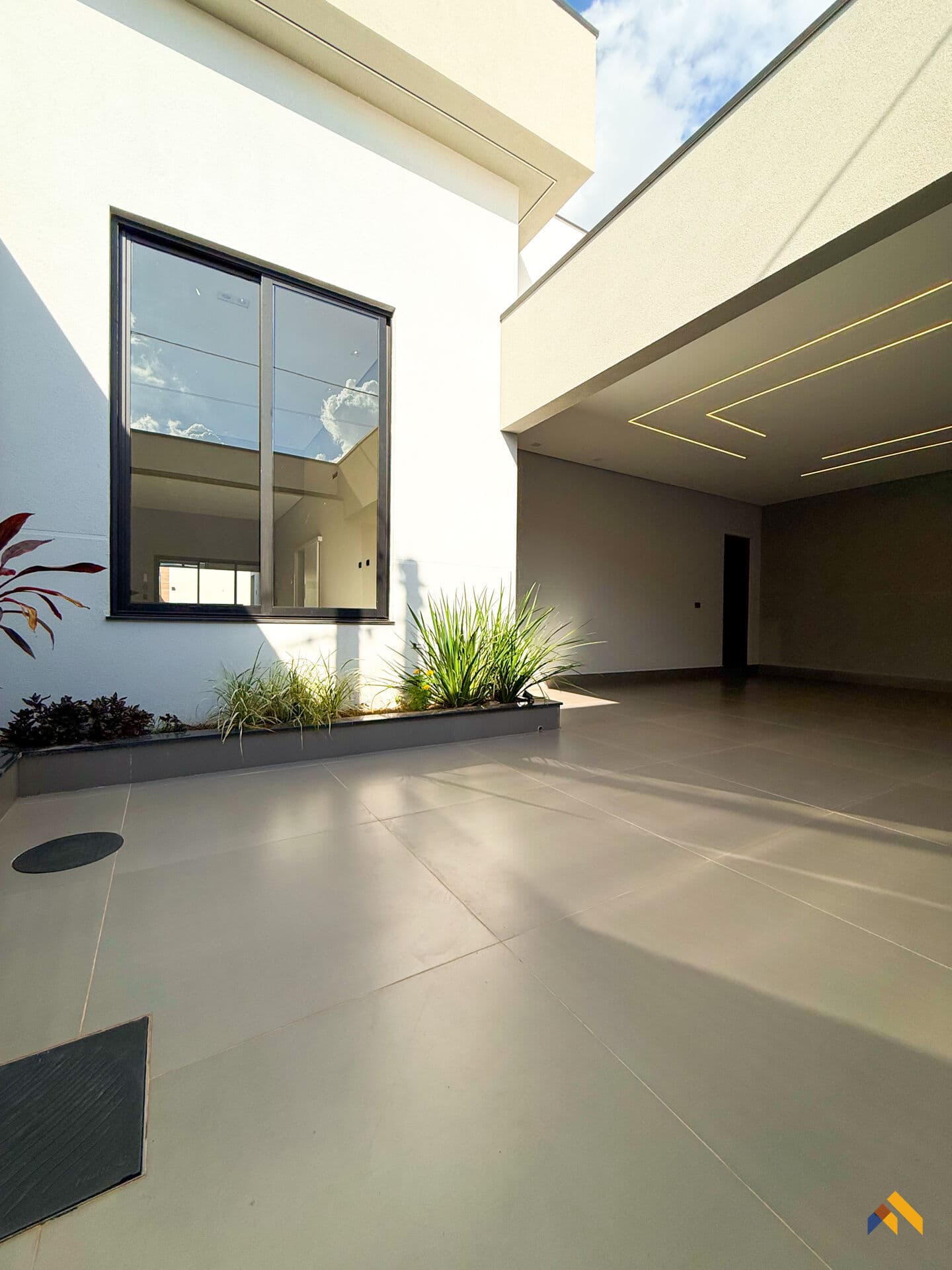 Casa à venda no Reserva Centenária – 3 dormitórios, piscina, 170 m² de construção