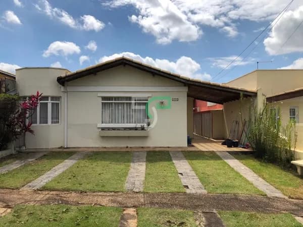 Casa em Condomínio VILLAGIOS D' ITALIA