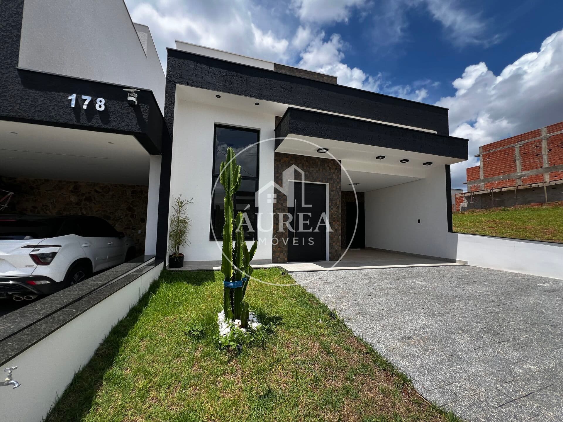Casa de Condomínio em Sorocaba - Jardim Novo Horizonte