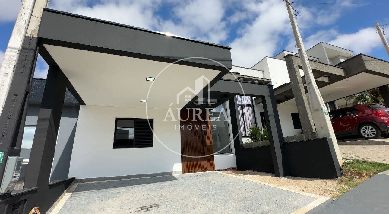 Casa de Condomínio em Sorocaba - Horto Florestal