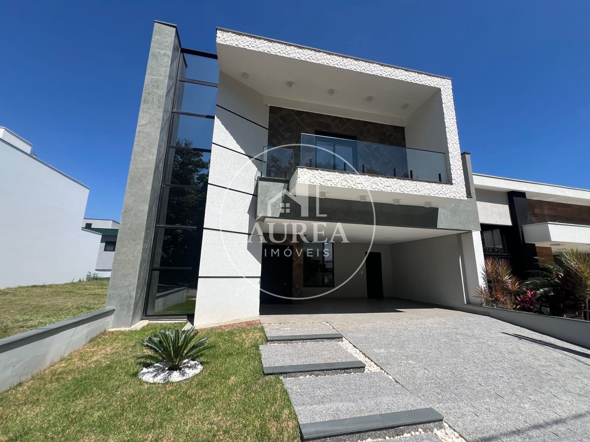 Casa de Condomínio em Sorocaba - Cajuru do Sul
