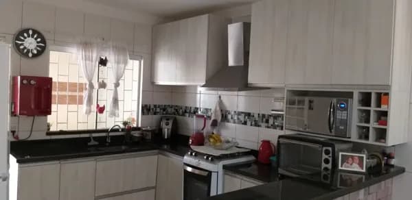 🎯 Oportunidade de adquirir esse lindo imóvel no melhor lugar do bairro Jardim Europa, perto de Supermercados, lojas, restaurantes, ponto de ônibus, e muitos outros comércios.