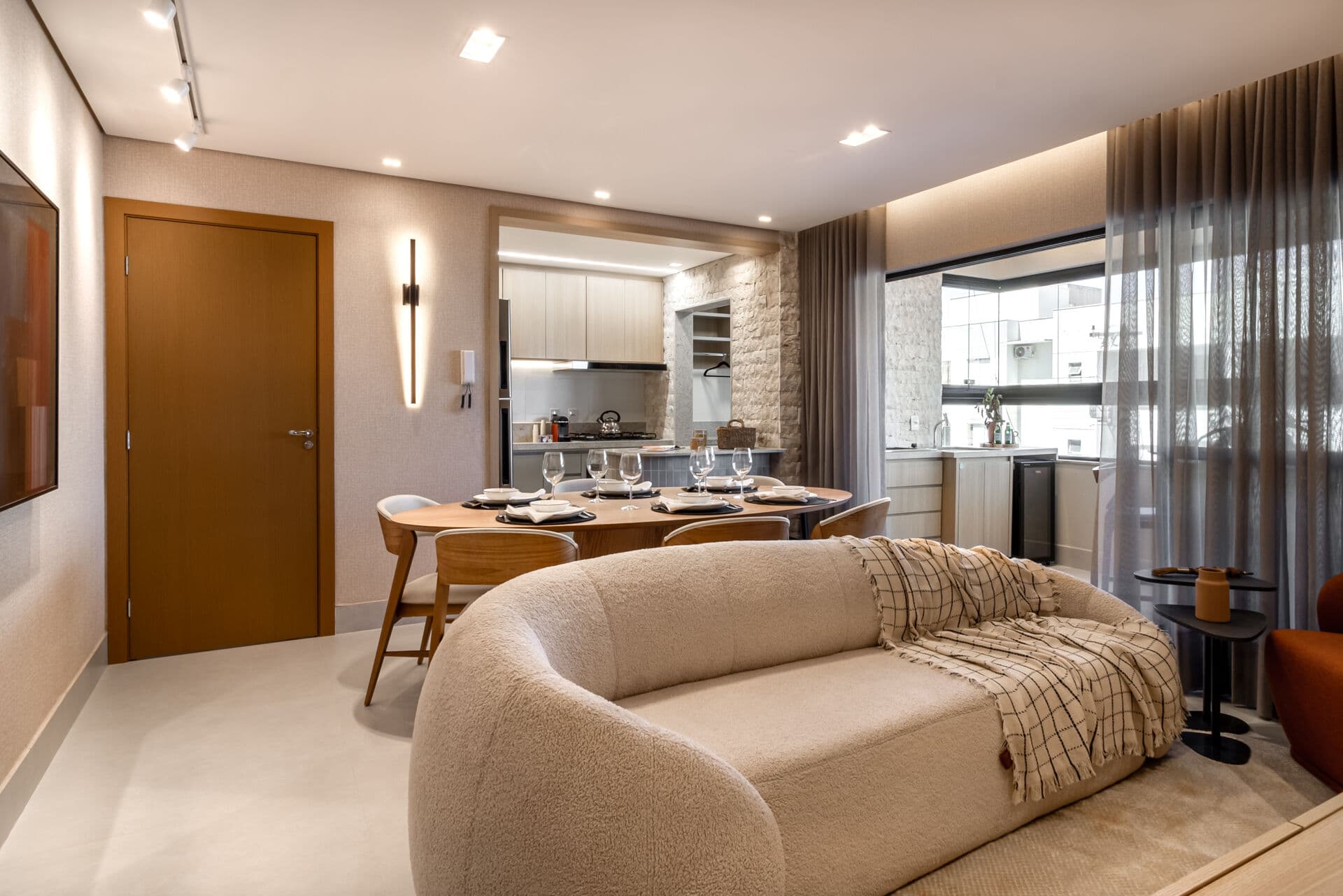 📍 LEME DO PRAIA - cobertura duplex com 181m² no setor Sul, próximo do Praia Clube.