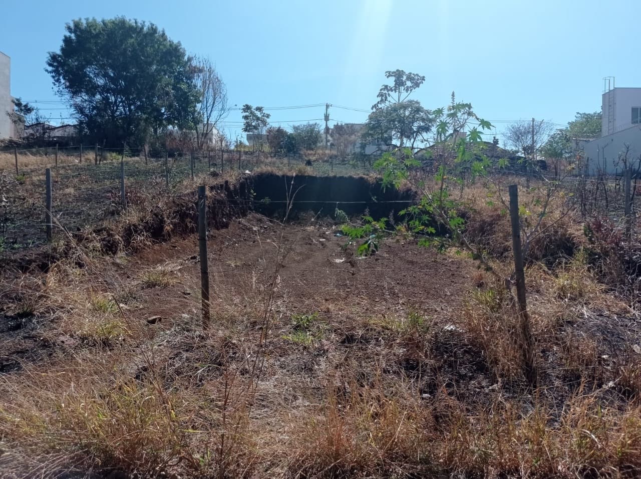 Terreno com preço muito acessível no bairro Vigilato Pereira.
