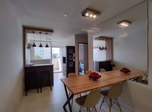 Apartamento térreo com 66m² muito bem localizado com alto padrão de acabamento.