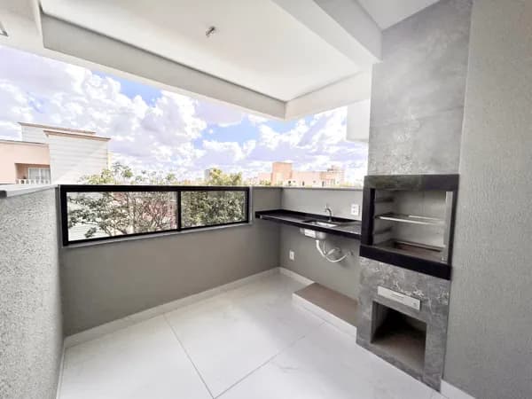 🚀 Apê novo de 2 quartos (suíte), elevador, varanda gourmet no coração do Santa Mônica.
