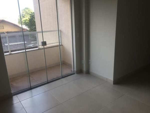Apartamento com 64m² de área privativa muito bem localizado no bairro Roosevelt.