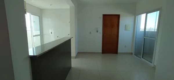 🔊 Você acabou de encontrar um apartamento compacto e aconchegante com 2 quartos, suíte e 2 sacadas em uma localização privilegiada!!!
