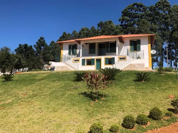 Fazenda LINDA com 43,5 Hectares com galpão , baias, 12 pastos em Ibertioga MG