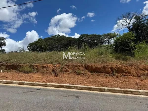Lote de 360m² no Bairro Amadeus, Lagoa Santa/MG-MG Financiado