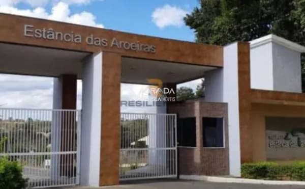 Terreno em Condomínio Aroeiras
